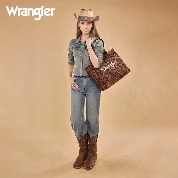 Wrangler Leopard Print Large Tote/Crossbody Brown - Picture 4 of 9